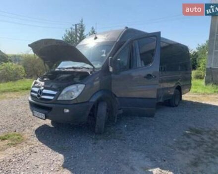 Серый Мерседес Sprinter, объемом двигателя 2.99 л и пробегом 260 тыс. км за 18000 $, фото 10 на Automoto.ua
