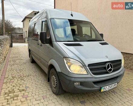 Серый Мерседес Sprinter, объемом двигателя 2.14 л и пробегом 272 тыс. км за 12000 $, фото 7 на Automoto.ua
