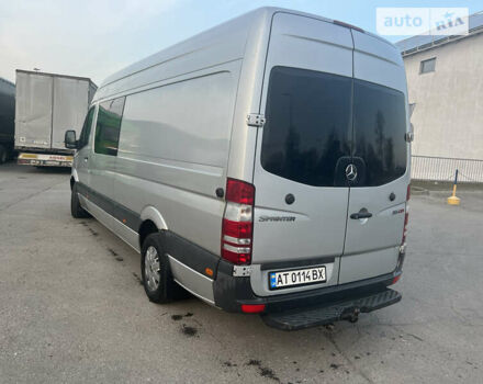 Серый Мерседес Sprinter, объемом двигателя 2.2 л и пробегом 490 тыс. км за 17900 $, фото 11 на Automoto.ua