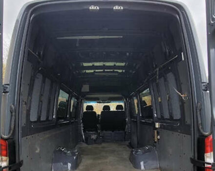 Серый Мерседес Sprinter, объемом двигателя 3 л и пробегом 250 тыс. км за 34300 $, фото 3 на Automoto.ua