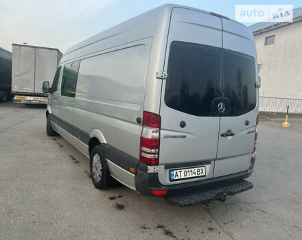 Серый Мерседес Sprinter, объемом двигателя 2.2 л и пробегом 490 тыс. км за 17900 $, фото 10 на Automoto.ua