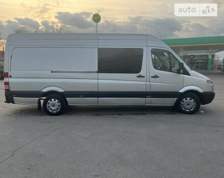 Серый Мерседес Sprinter, объемом двигателя 2.2 л и пробегом 490 тыс. км за 17900 $, фото 9 на Automoto.ua