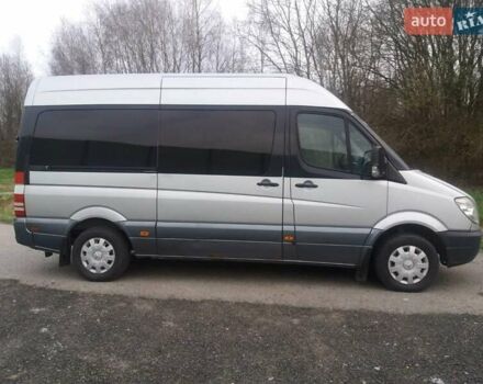 Серый Мерседес Sprinter, объемом двигателя 0 л и пробегом 426 тыс. км за 12500 $, фото 3 на Automoto.ua