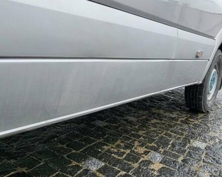 Серый Мерседес Sprinter, объемом двигателя 2.99 л и пробегом 440 тыс. км за 27500 $, фото 8 на Automoto.ua