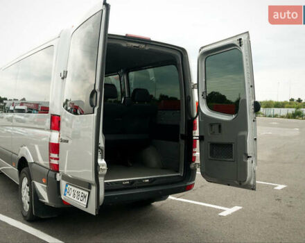 Серый Мерседес Sprinter, объемом двигателя 2.14 л и пробегом 800 тыс. км за 16000 $, фото 2 на Automoto.ua
