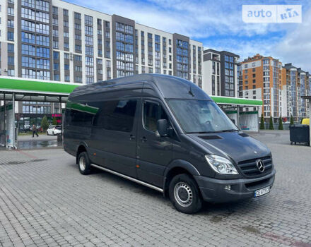 Серый Мерседес Sprinter, объемом двигателя 3 л и пробегом 472 тыс. км за 34000 $, фото 3 на Automoto.ua