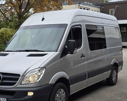 Серый Мерседес Sprinter, объемом двигателя 2.1 л и пробегом 328 тыс. км за 18900 $, фото 6 на Automoto.ua