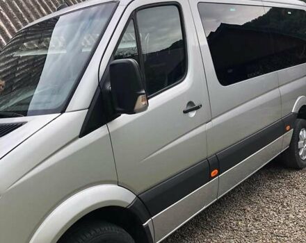 Серый Мерседес Sprinter, объемом двигателя 2.1 л и пробегом 300 тыс. км за 23200 $, фото 1 на Automoto.ua