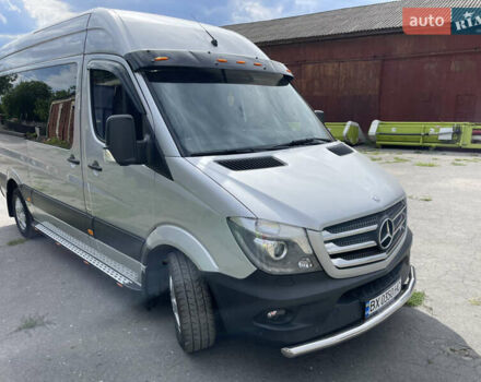 Серый Мерседес Sprinter, объемом двигателя 2.1 л и пробегом 473 тыс. км за 29999 $, фото 2 на Automoto.ua