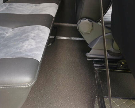 Серый Мерседес Sprinter, объемом двигателя 0 л и пробегом 250 тыс. км за 24500 $, фото 7 на Automoto.ua
