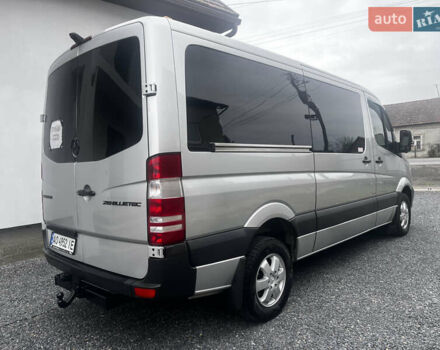 Серый Мерседес Sprinter, объемом двигателя 2.9 л и пробегом 480 тыс. км за 24200 $, фото 6 на Automoto.ua