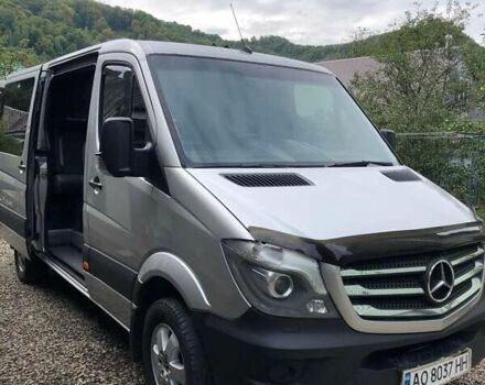 Серый Мерседес Sprinter, объемом двигателя 2.1 л и пробегом 300 тыс. км за 23200 $, фото 6 на Automoto.ua