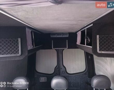 Серый Мерседес Sprinter, объемом двигателя 3 л и пробегом 340 тыс. км за 30000 $, фото 17 на Automoto.ua
