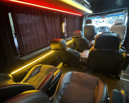 Серый Мерседес Sprinter, объемом двигателя 2.14 л и пробегом 650 тыс. км за 26600 $, фото 5 на Automoto.ua