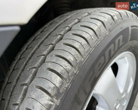 Серый Мерседес Sprinter, объемом двигателя 0 л и пробегом 290 тыс. км за 27500 $, фото 23 на Automoto.ua