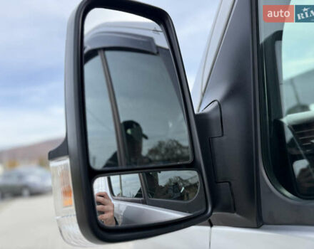 Серый Мерседес Sprinter, объемом двигателя 0 л и пробегом 290 тыс. км за 27500 $, фото 8 на Automoto.ua