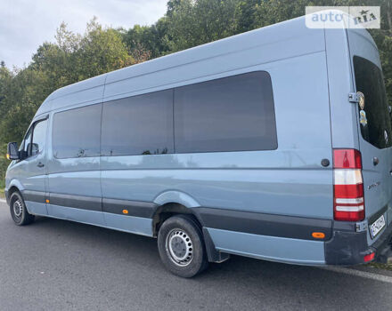 Серый Мерседес Sprinter, объемом двигателя 2.3 л и пробегом 445 тыс. км за 30000 $, фото 4 на Automoto.ua