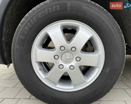 Серый Мерседес Sprinter, объемом двигателя 0 л и пробегом 290 тыс. км за 27500 $, фото 24 на Automoto.ua