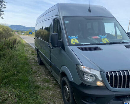 Серый Мерседес Sprinter, объемом двигателя 2.3 л и пробегом 445 тыс. км за 30000 $, фото 3 на Automoto.ua