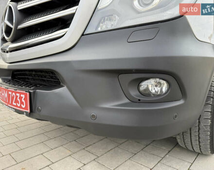 Серый Мерседес Sprinter, объемом двигателя 0 л и пробегом 290 тыс. км за 27500 $, фото 21 на Automoto.ua