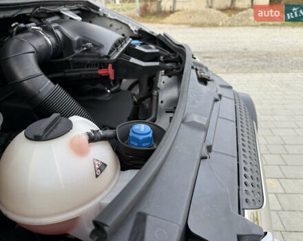 Серый Мерседес Sprinter, объемом двигателя 0 л и пробегом 290 тыс. км за 27500 $, фото 20 на Automoto.ua