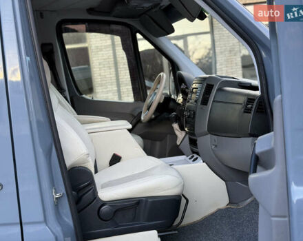 Сірий Мерседес Sprinter, об'ємом двигуна 3 л та пробігом 335 тис. км за 43700 $, фото 9 на Automoto.ua