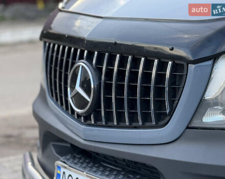 Сірий Мерседес Sprinter, об'ємом двигуна 3 л та пробігом 335 тис. км за 43700 $, фото 6 на Automoto.ua