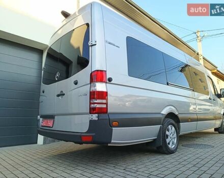 Серый Мерседес Sprinter, объемом двигателя 2.14 л и пробегом 330 тыс. км за 29300 $, фото 5 на Automoto.ua