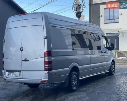 Серый Мерседес Sprinter, объемом двигателя 0 л и пробегом 400 тыс. км за 26888 $, фото 10 на Automoto.ua