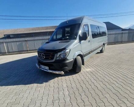 Серый Мерседес Sprinter, объемом двигателя 3 л и пробегом 400 тыс. км за 28880 $, фото 1 на Automoto.ua