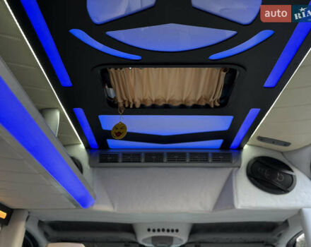 Сірий Мерседес Sprinter, об'ємом двигуна 3 л та пробігом 335 тис. км за 43700 $, фото 46 на Automoto.ua