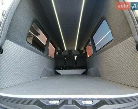 Серый Мерседес Sprinter, объемом двигателя 2.14 л и пробегом 330 тыс. км за 29300 $, фото 32 на Automoto.ua