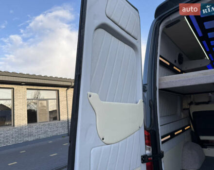 Сірий Мерседес Sprinter, об'ємом двигуна 3 л та пробігом 335 тис. км за 43700 $, фото 56 на Automoto.ua