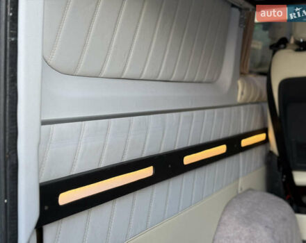 Сірий Мерседес Sprinter, об'ємом двигуна 3 л та пробігом 335 тис. км за 43700 $, фото 63 на Automoto.ua
