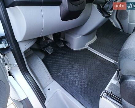 Серый Мерседес Sprinter, объемом двигателя 2.14 л и пробегом 330 тыс. км за 29300 $, фото 14 на Automoto.ua