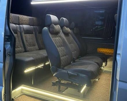 Серый Мерседес Sprinter, объемом двигателя 0 л и пробегом 400 тыс. км за 26888 $, фото 6 на Automoto.ua