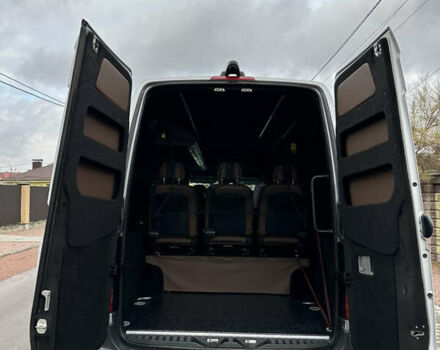 Серый Мерседес Sprinter, объемом двигателя 2.2 л и пробегом 113 тыс. км за 48000 $, фото 6 на Automoto.ua