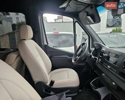 Серый Мерседес Sprinter, объемом двигателя 2.14 л и пробегом 180 тыс. км за 33000 $, фото 6 на Automoto.ua