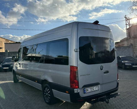Сірий Мерседес Sprinter, об'ємом двигуна 2.14 л та пробігом 310 тис. км за 50900 $, фото 4 на Automoto.ua