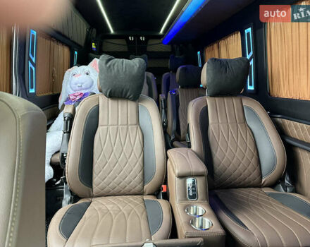 Серый Мерседес Sprinter, объемом двигателя 2.2 л и пробегом 113 тыс. км за 48000 $, фото 17 на Automoto.ua