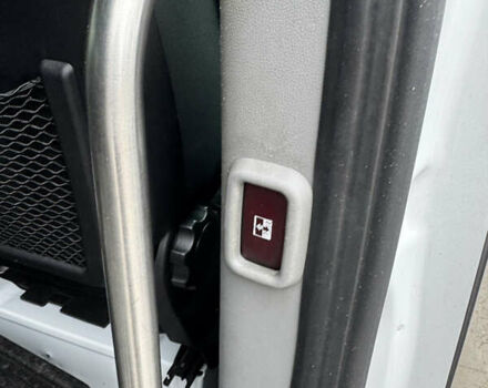 Сірий Мерседес Sprinter, об'ємом двигуна 2.2 л та пробігом 650 тис. км за 21500 $, фото 22 на Automoto.ua
