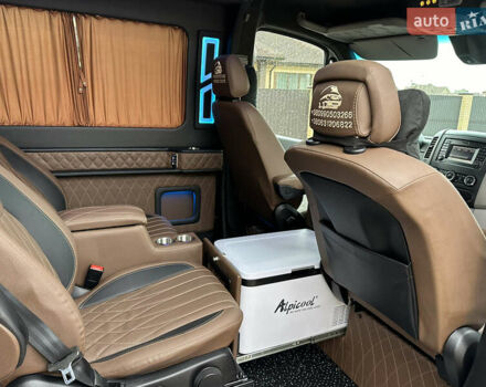 Серый Мерседес Sprinter, объемом двигателя 2.2 л и пробегом 113 тыс. км за 48000 $, фото 27 на Automoto.ua
