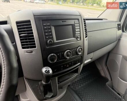 Серый Мерседес Sprinter, объемом двигателя 2.14 л и пробегом 43 тыс. км за 46000 $, фото 33 на Automoto.ua