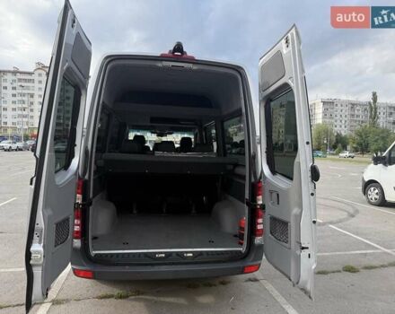 Серый Мерседес Sprinter, объемом двигателя 2.14 л и пробегом 43 тыс. км за 46000 $, фото 14 на Automoto.ua