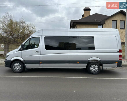 Серый Мерседес Sprinter, объемом двигателя 2.2 л и пробегом 113 тыс. км за 48000 $, фото 4 на Automoto.ua