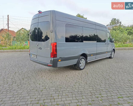 Серый Мерседес Sprinter, объемом двигателя 2.14 л и пробегом 622 тыс. км за 34399 $, фото 4 на Automoto.ua
