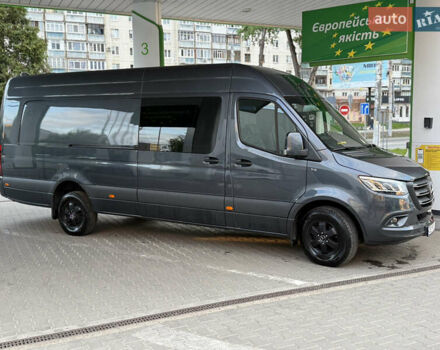 Серый Мерседес Sprinter, объемом двигателя 2.99 л и пробегом 250 тыс. км за 76880 $, фото 1 на Automoto.ua