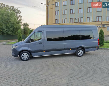 Серый Мерседес Sprinter, объемом двигателя 2.14 л и пробегом 622 тыс. км за 34399 $, фото 1 на Automoto.ua