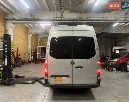 Серый Мерседес Sprinter, объемом двигателя 3 л и пробегом 2 тыс. км за 31923 $, фото 4 на Automoto.ua