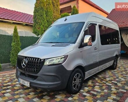 Серый Мерседес Sprinter, объемом двигателя 2.1 л и пробегом 237 тыс. км за 41500 $, фото 3 на Automoto.ua